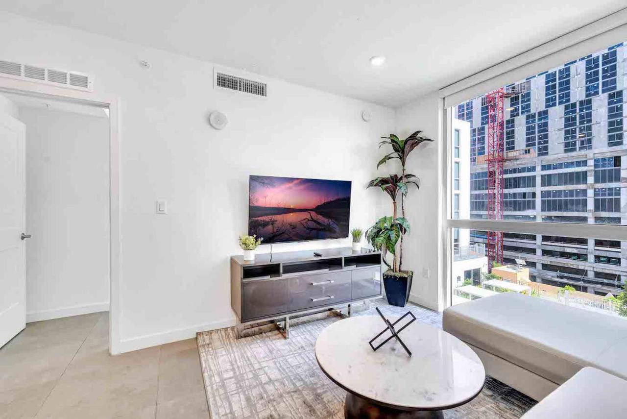 Modern Unit In Downtown Miami With Free Parking Apartment Exterior photo